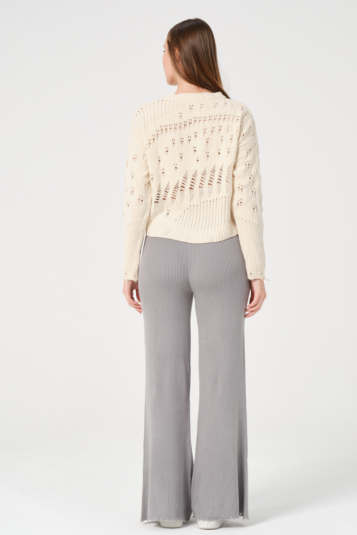 Kadın Siyah Ajurlu Bisiklet Yaka Crop Triko Kazak