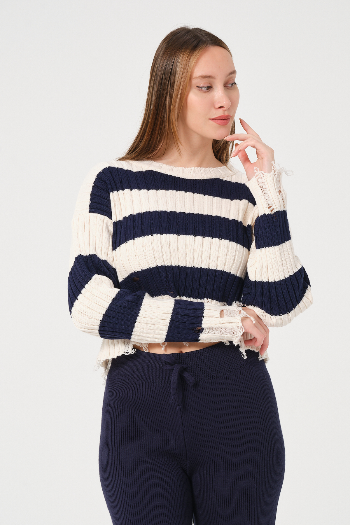 Kadın Lacivert Ekru Çizgili Bisiklet Yaka Triko Kazak