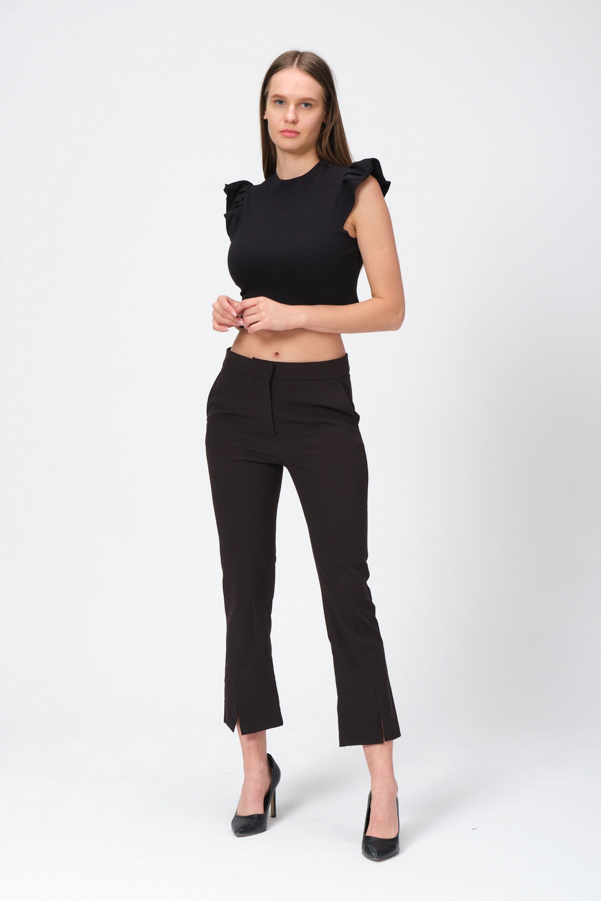 Kadın Beyaz Kolu Fırfırlı Örme Bluz