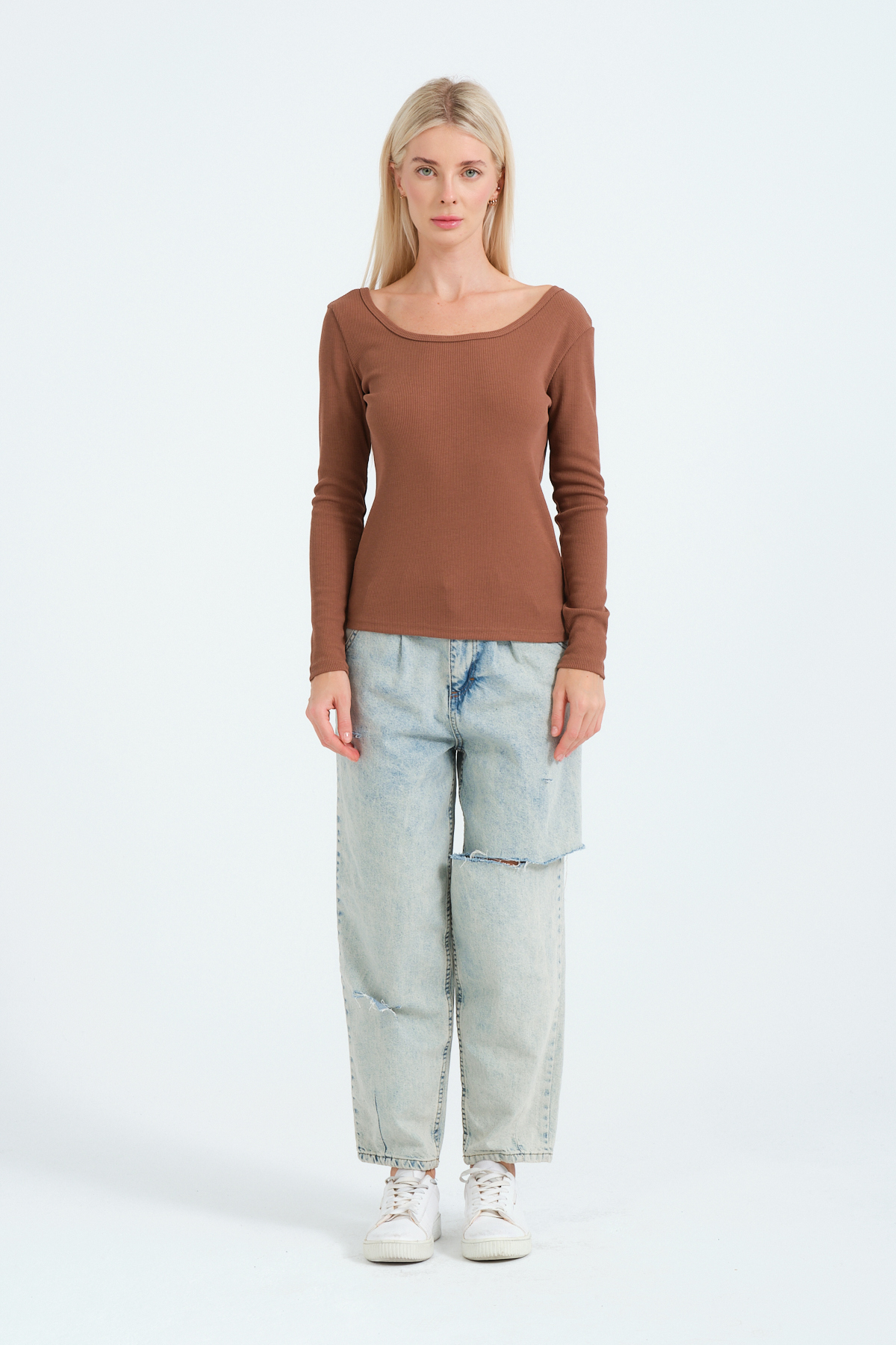 Kadın Kahverengi Geniş Yakalı Uzun Kollu Bluz