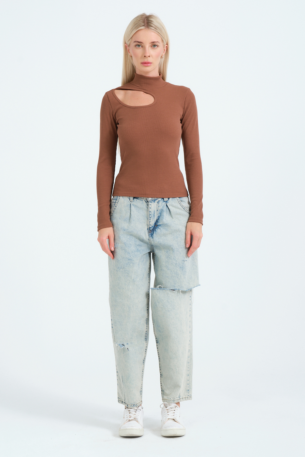 Kadın Kahverengi Cut Out Detaylı Balıkçı Yaka Fitilli Örme Bluz