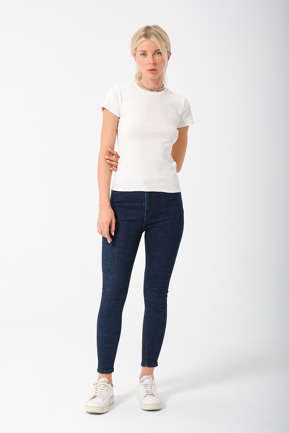 Kadın Siyah Kısa Kollu Tam Boy Basic Kaşkorse T-shirt