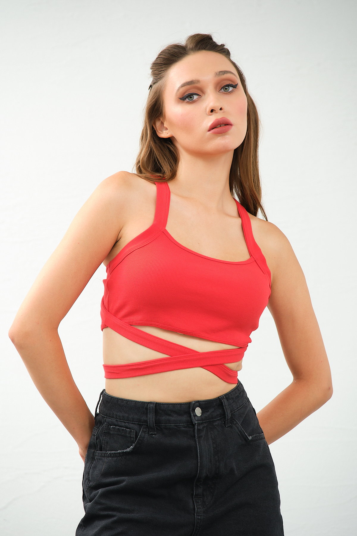Kadın Siyah Çapraz Askılı Bağlamalı Crop Top Büstiyer