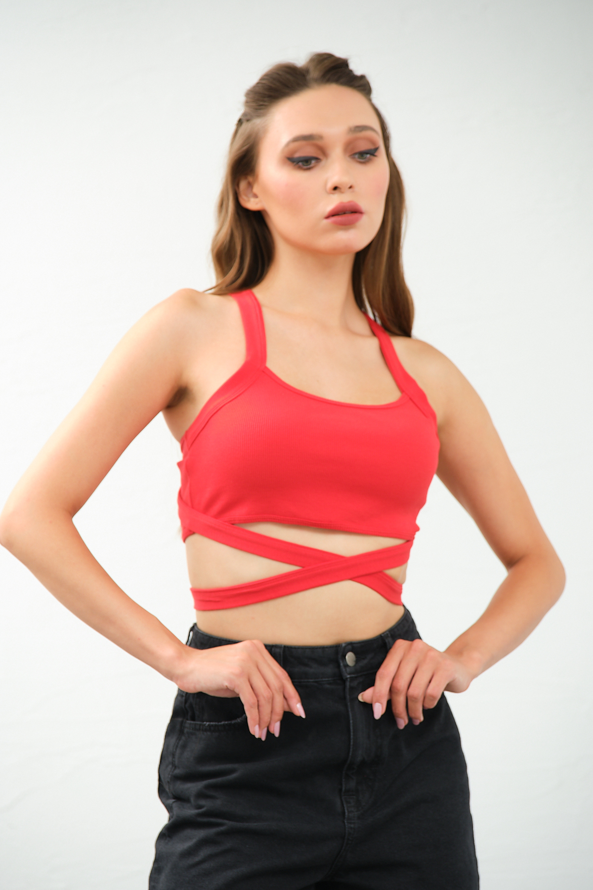 Kadın Siyah Çapraz Askılı Bağlamalı Crop Top Büstiyer