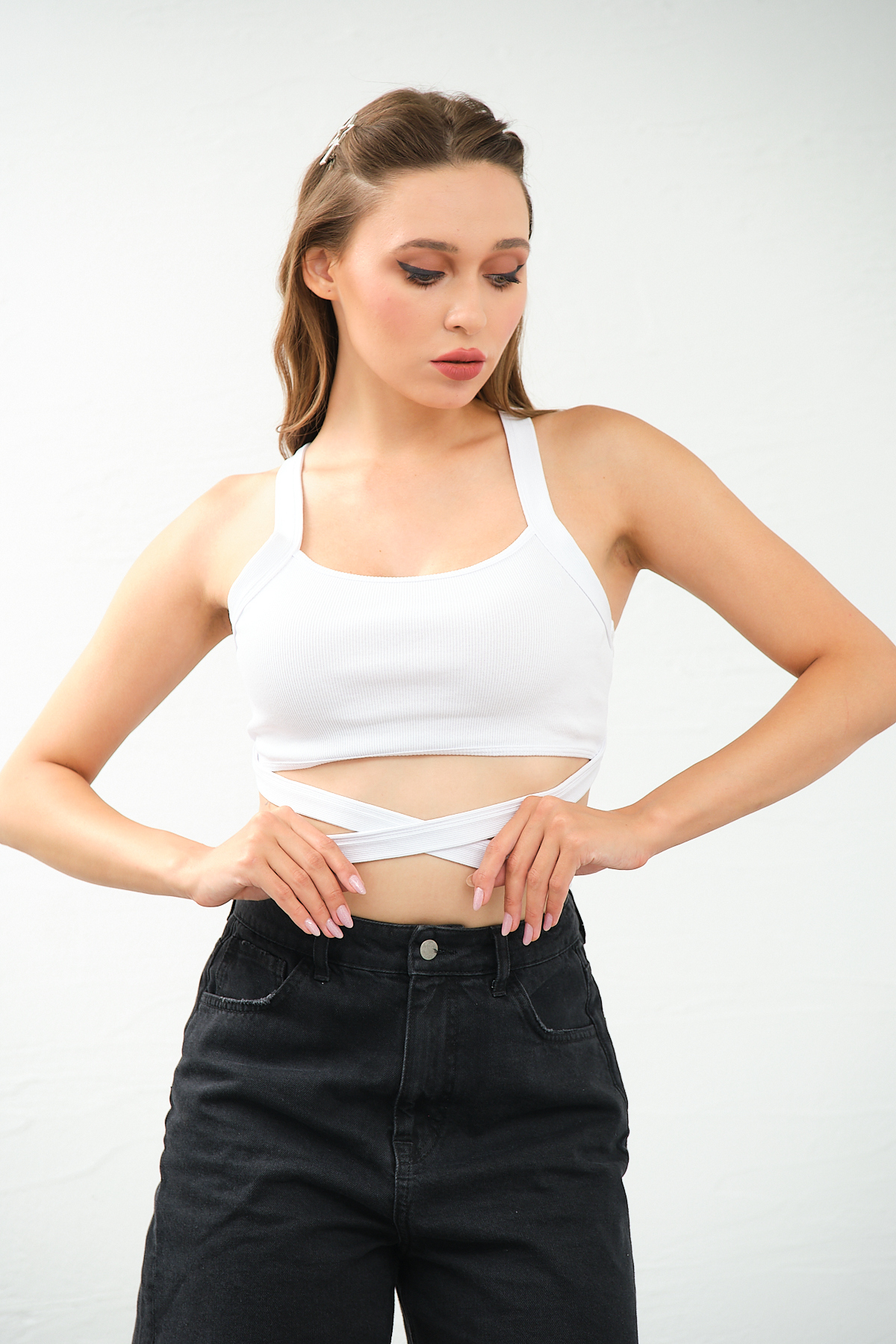 Kadın Siyah Çapraz Askılı Bağlamalı Crop Top Büstiyer