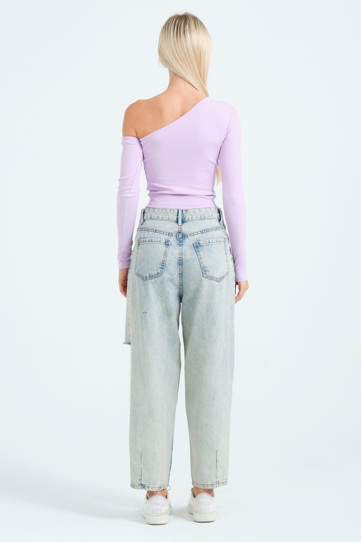 Kadın Beyaz Açık Omuzlu Fitilli Örme Bluz