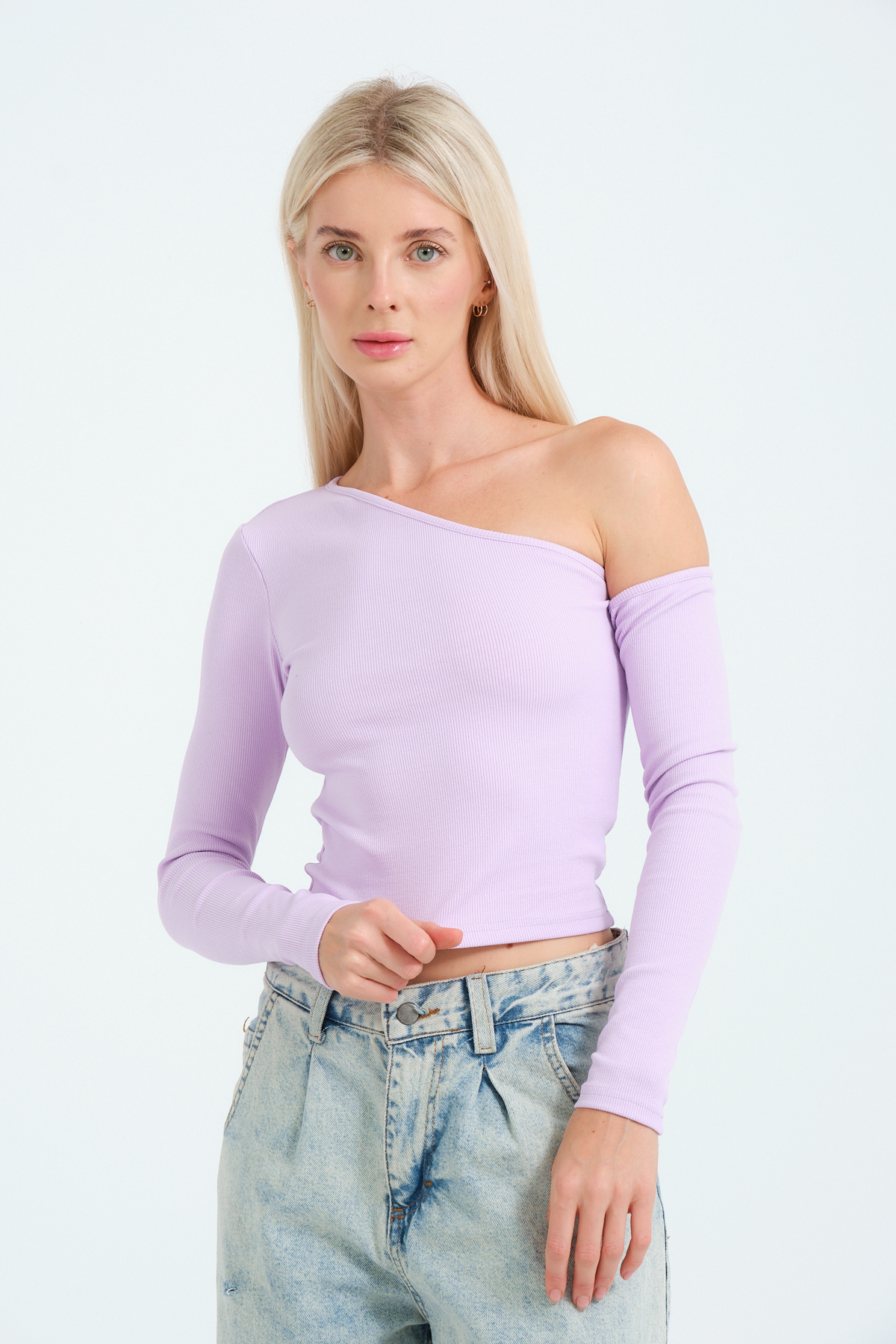 Kadın Beyaz Açık Omuzlu Fitilli Örme Bluz