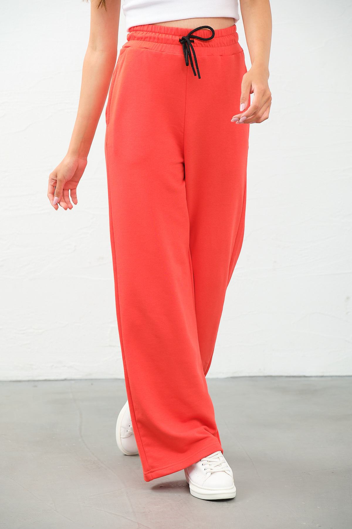 Kadın Gri Yüksek Bel Geniş Paça Cepli Eşofman Altı