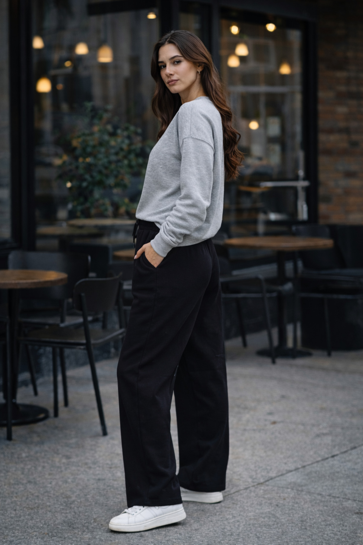 Kadın Gri Yüksek Bel Geniş Paça Cepli Eşofman Altı