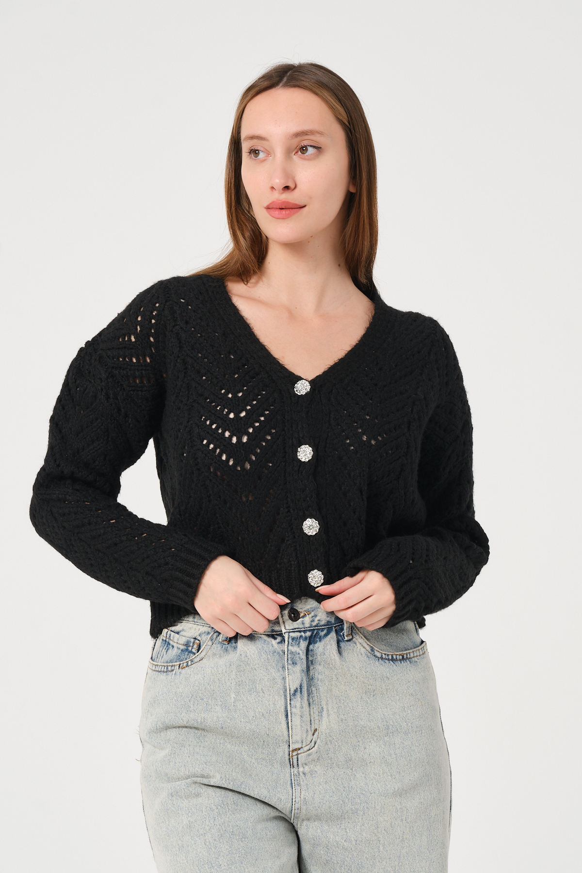 Kadın Siyah Ajurlu Düğmeli File Örgü Triko Hırka