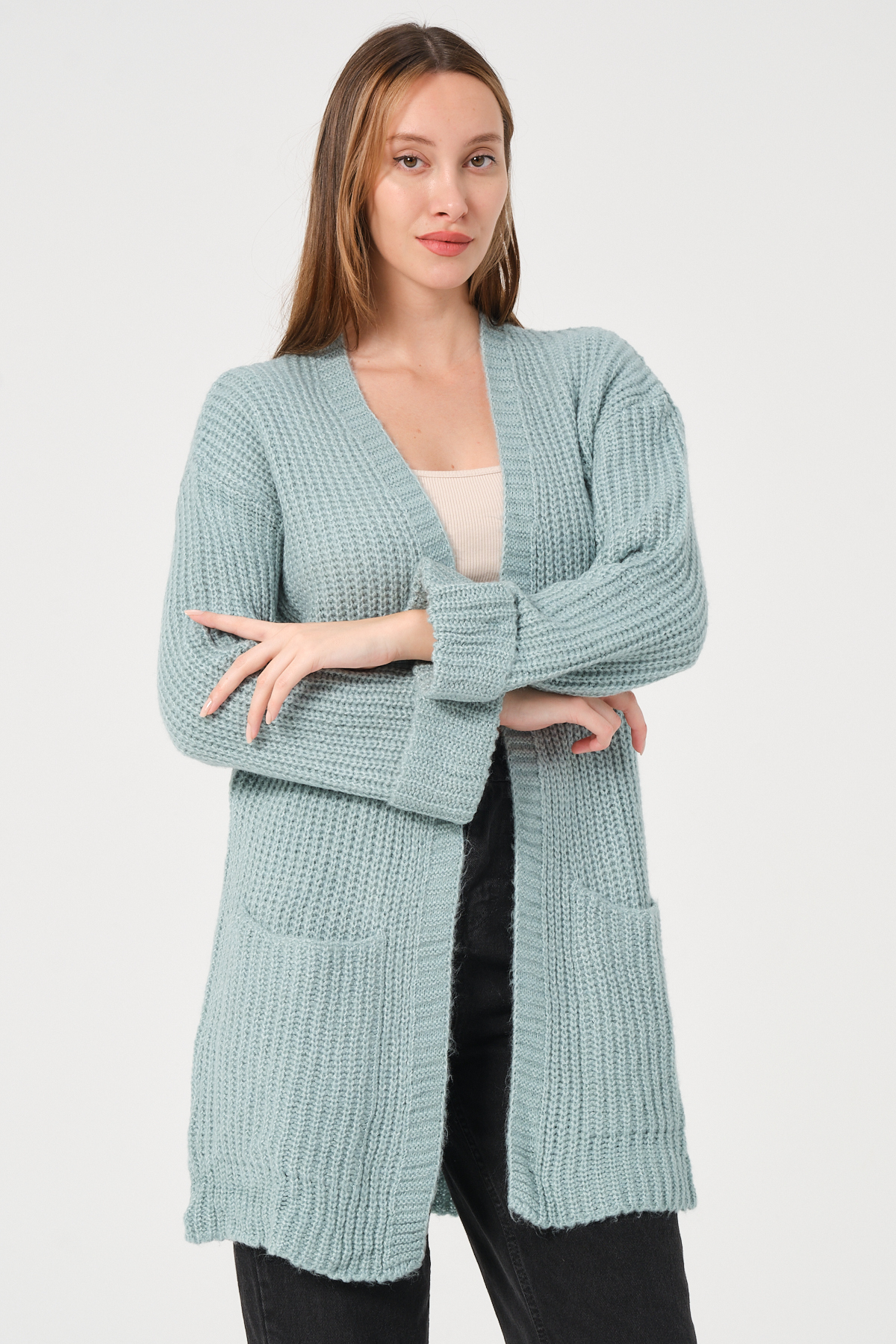 KadınEkru Yandan Cepli Kalın Örgü Uzun Triko Hırka