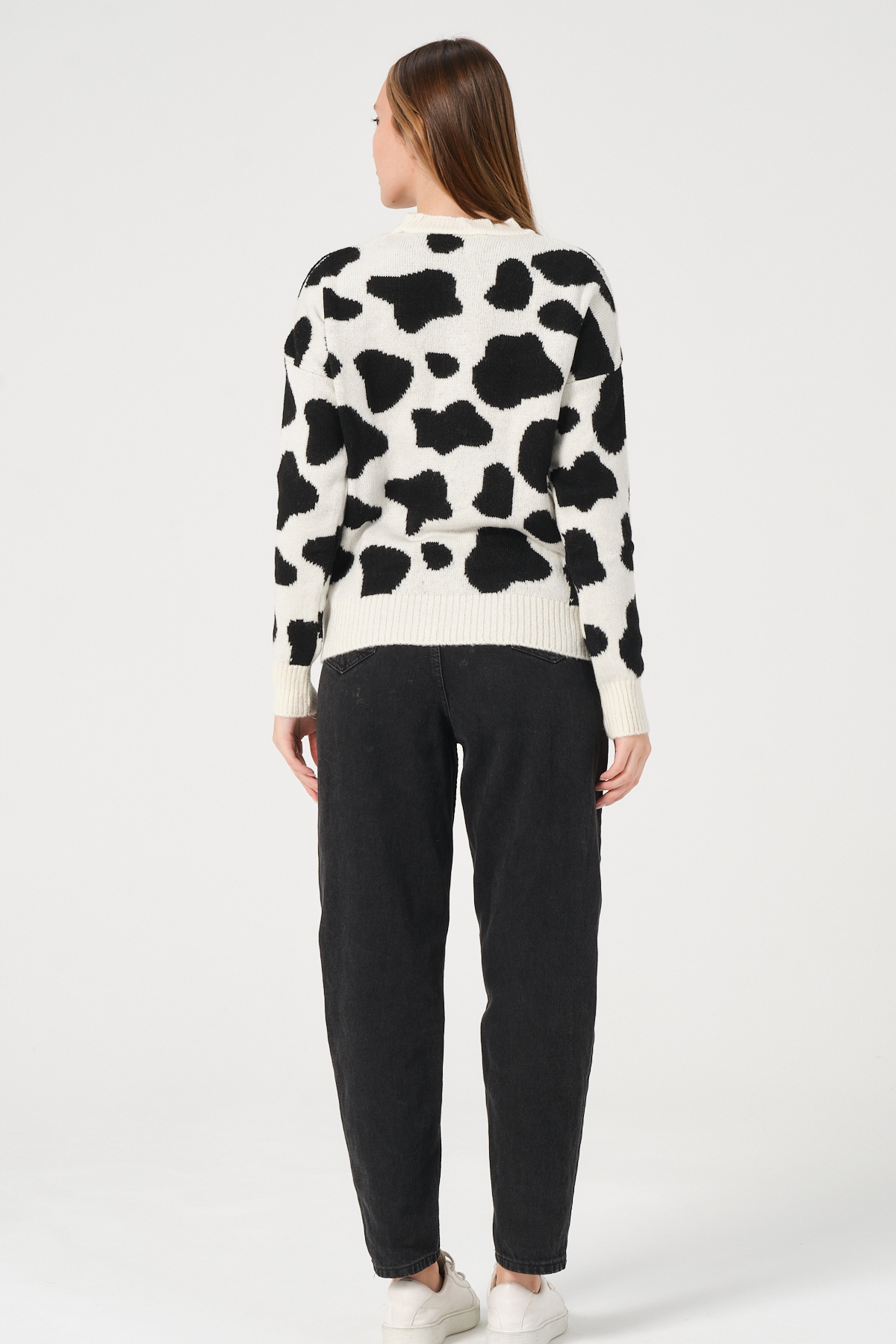 Kadın Siyah Ekru Dalmaçya Desenli Bisiklet Yaka Triko Kazak