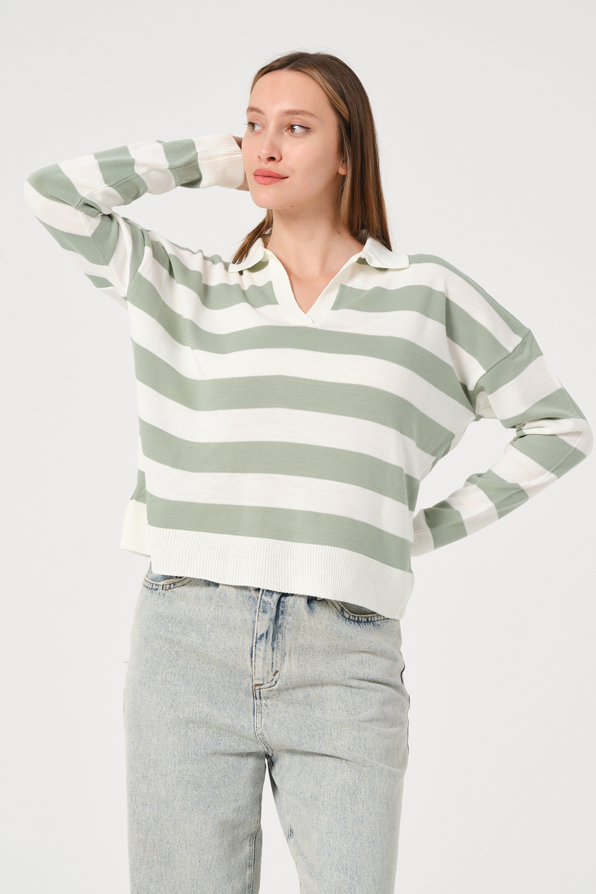 Kadın Yeşil Ekru Çizgili Polo Yaka Triko Kazak