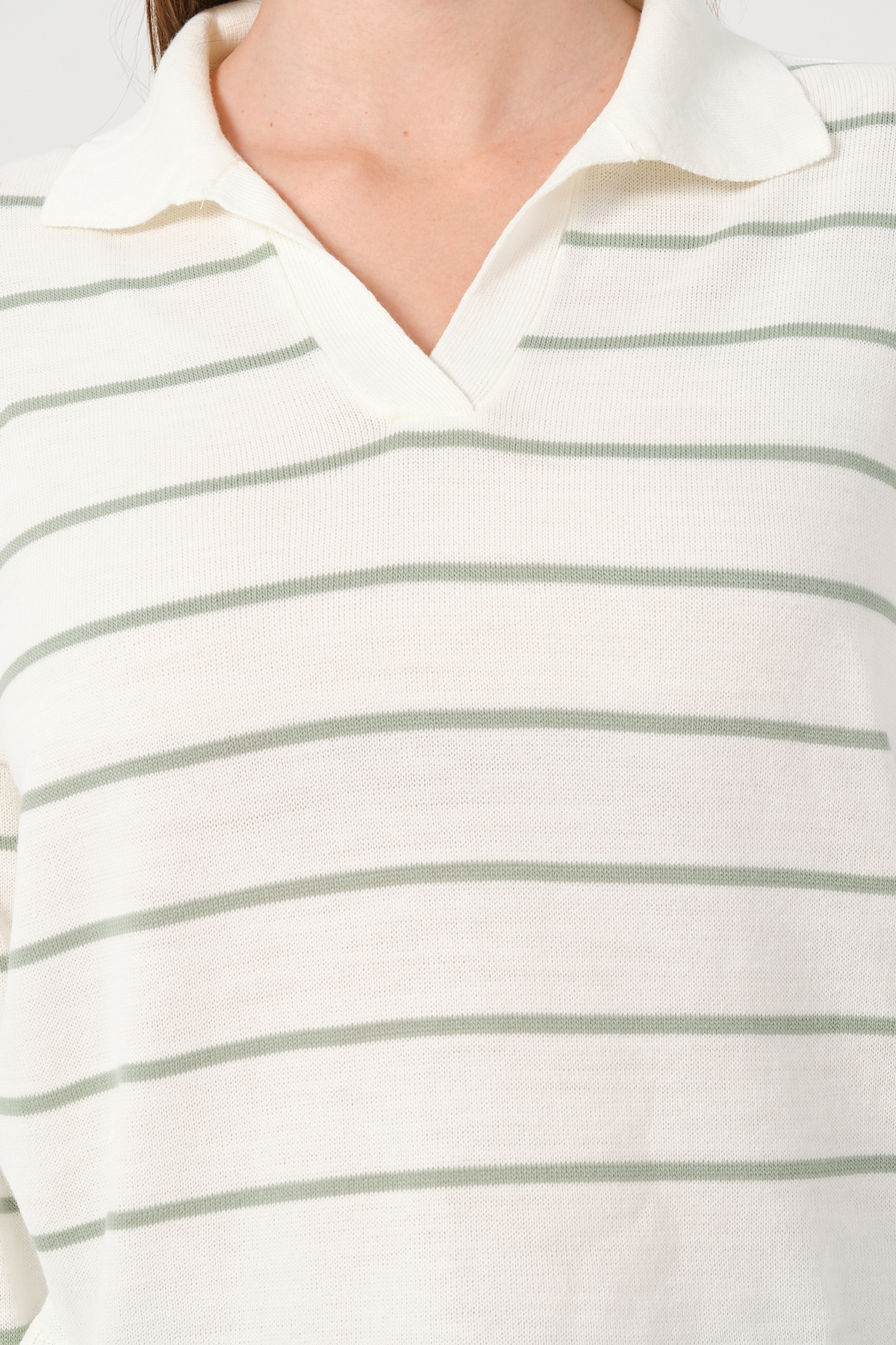 Kadın Yeşil Ekru Çizgili Polo Yaka Triko Kazak