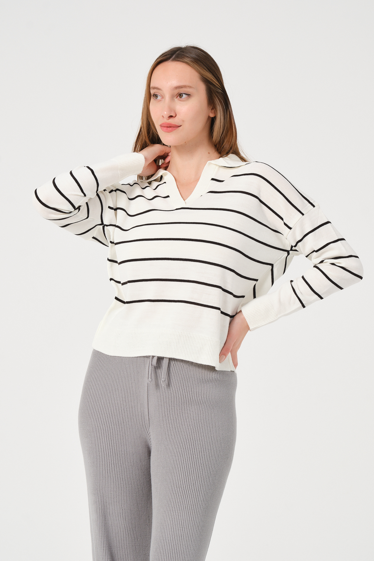 Kadın Yeşil Ekru Çizgili Polo Yaka Triko Kazak