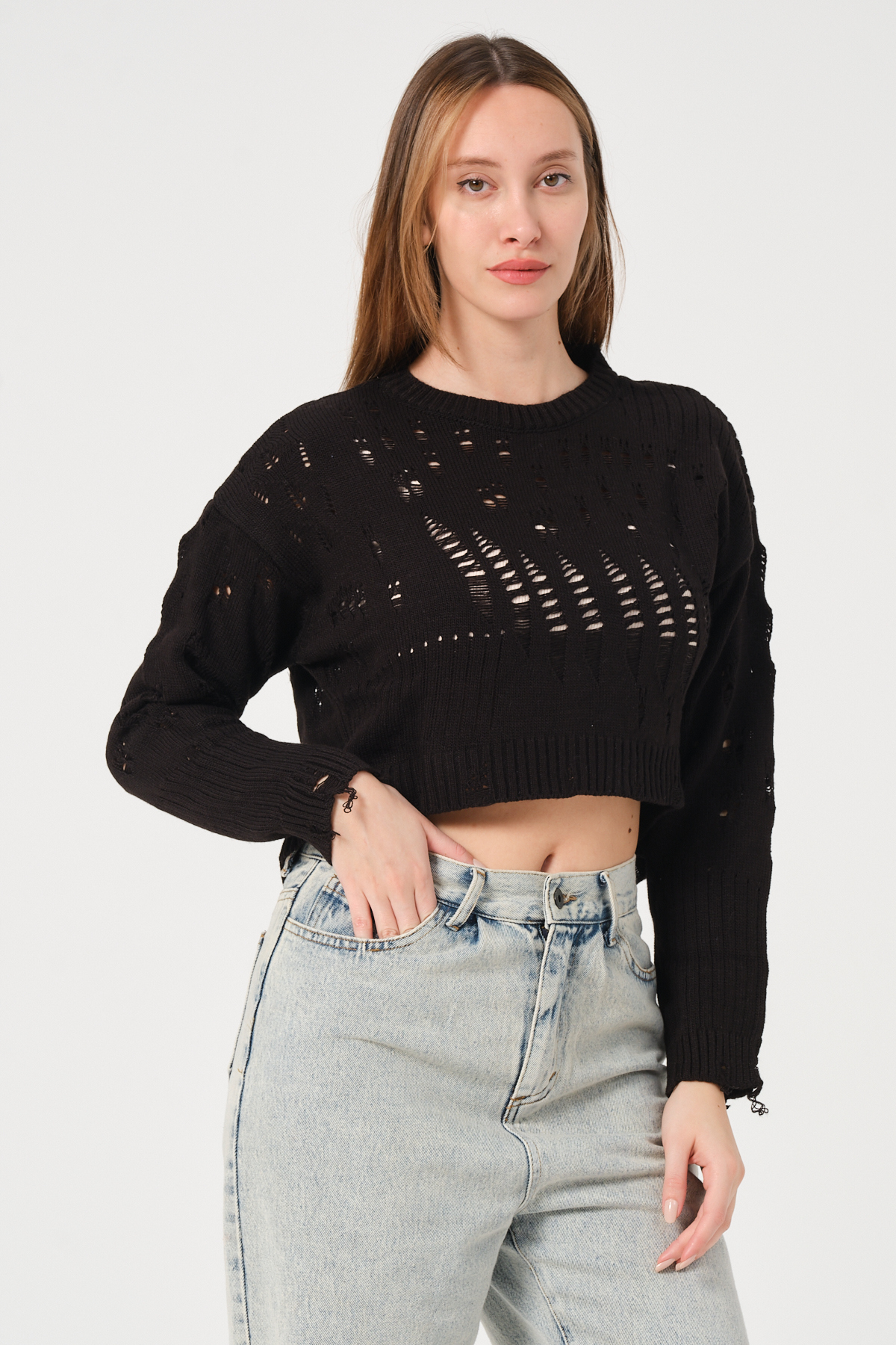 Kadın Siyah Ajurlu Bisiklet Yaka Crop Triko Kazak