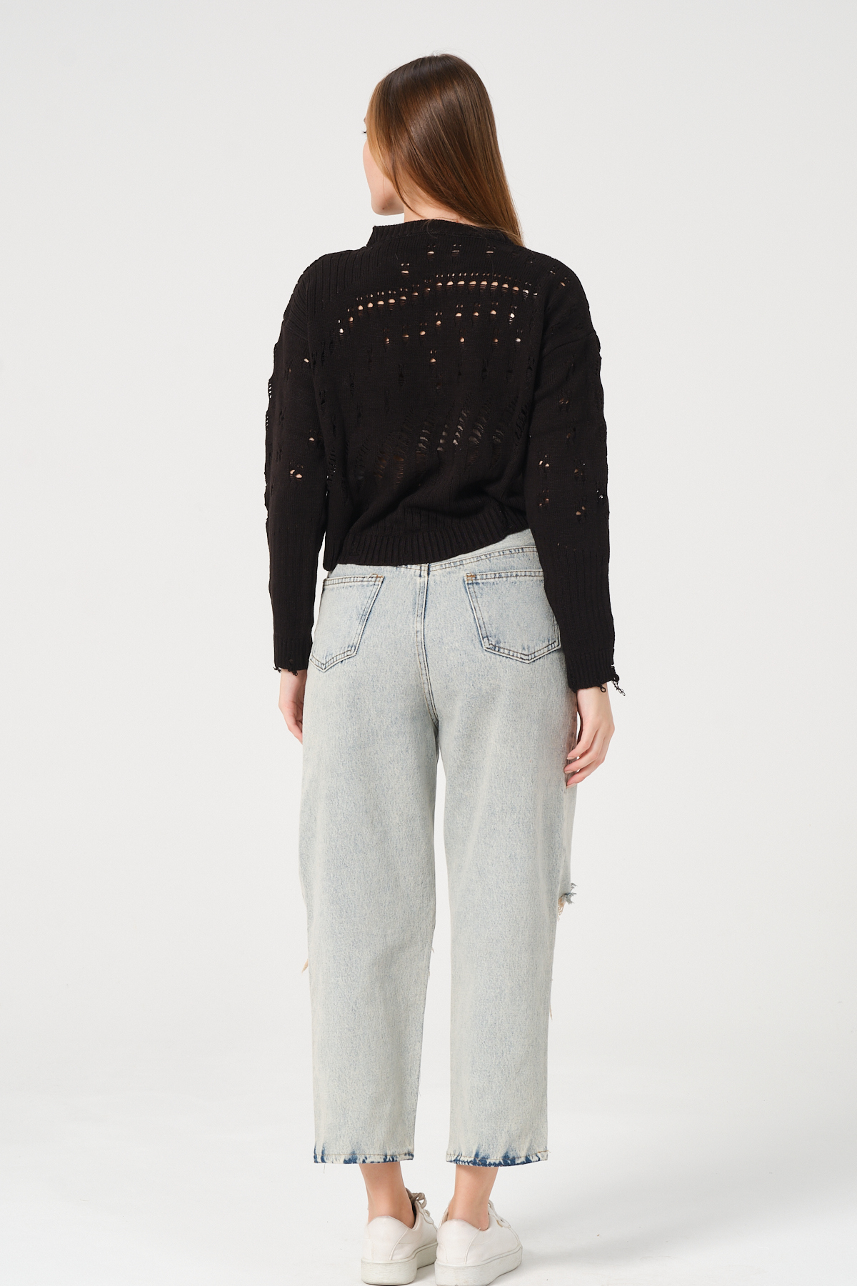 Kadın Siyah Ajurlu Bisiklet Yaka Crop Triko Kazak