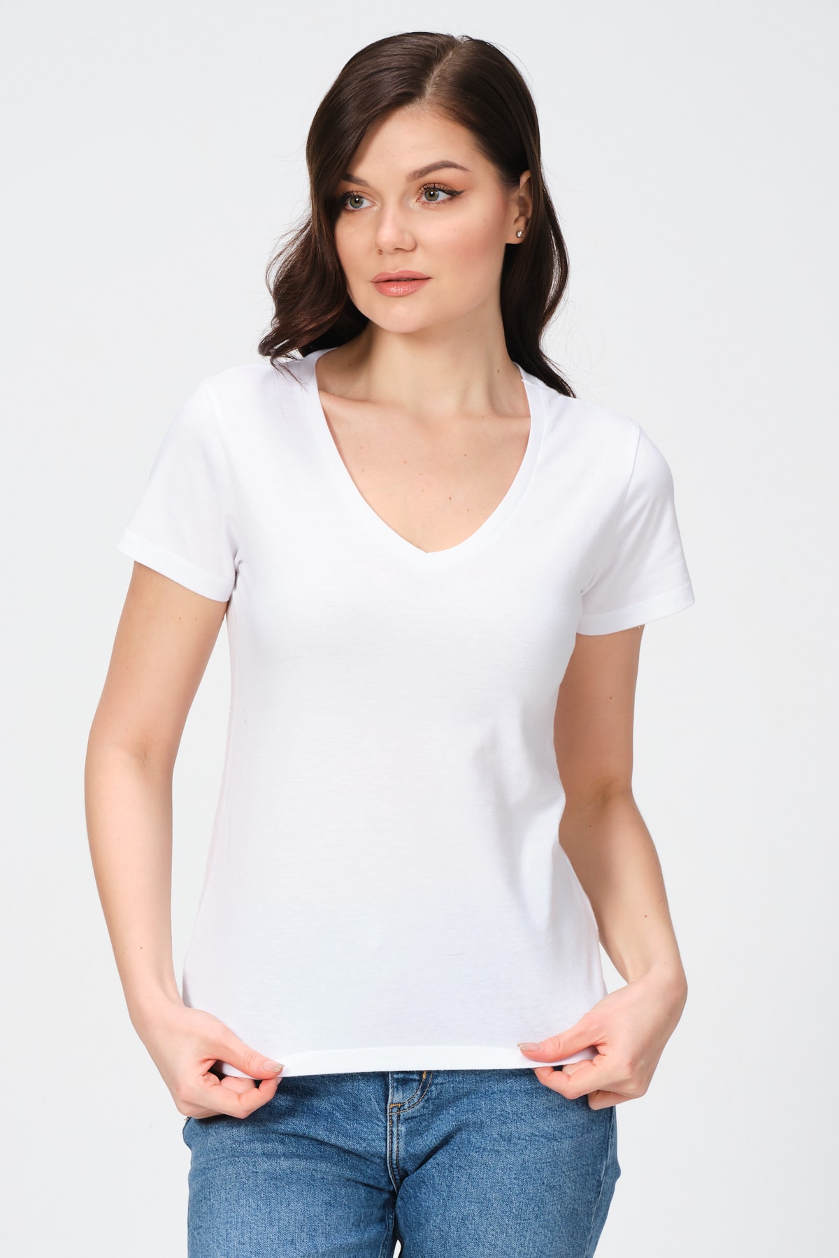 Kadın Beyaz V Yaka Pamuk Tam Boy Basıc T-shirt