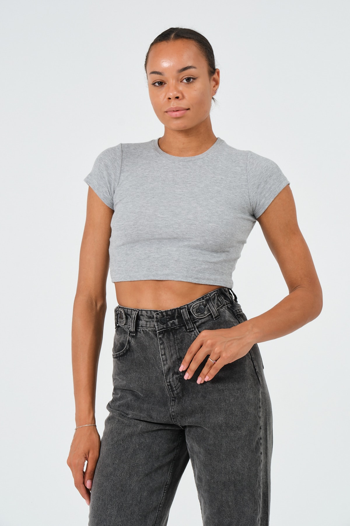 Kadın Bej Bisiklet Yaka Kısa Kollu Crop Basic Bluz