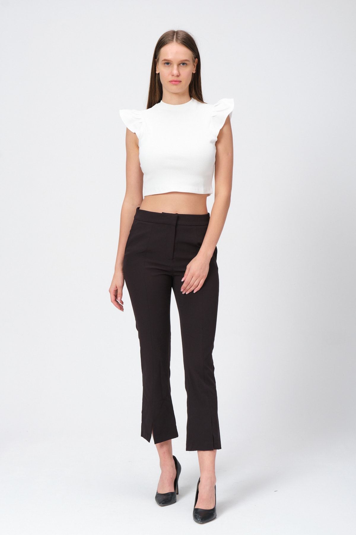 Kadın Beyaz Kolu Fırfırlı Örme Bluz