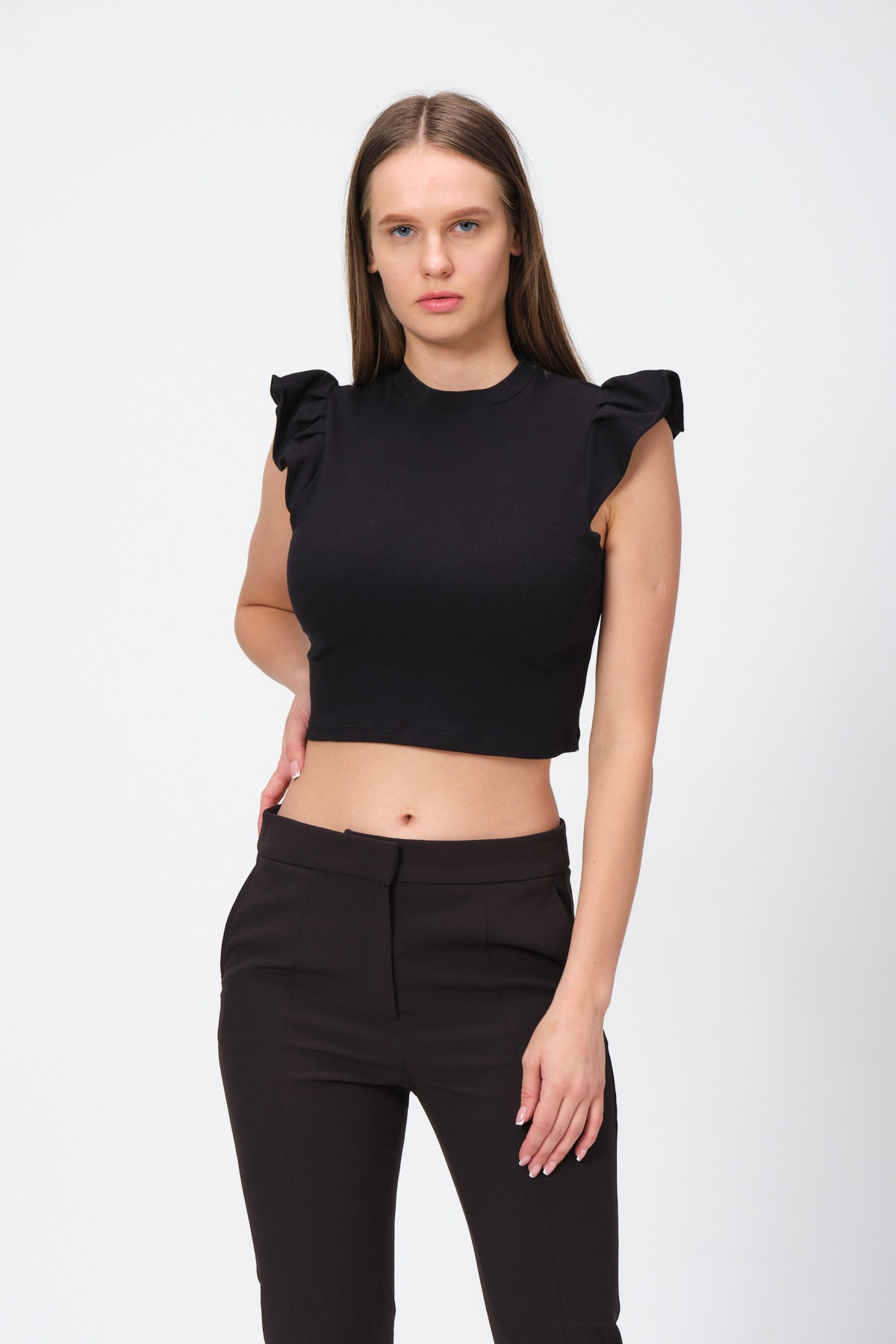 Kadın Beyaz Kolu Fırfırlı Örme Bluz