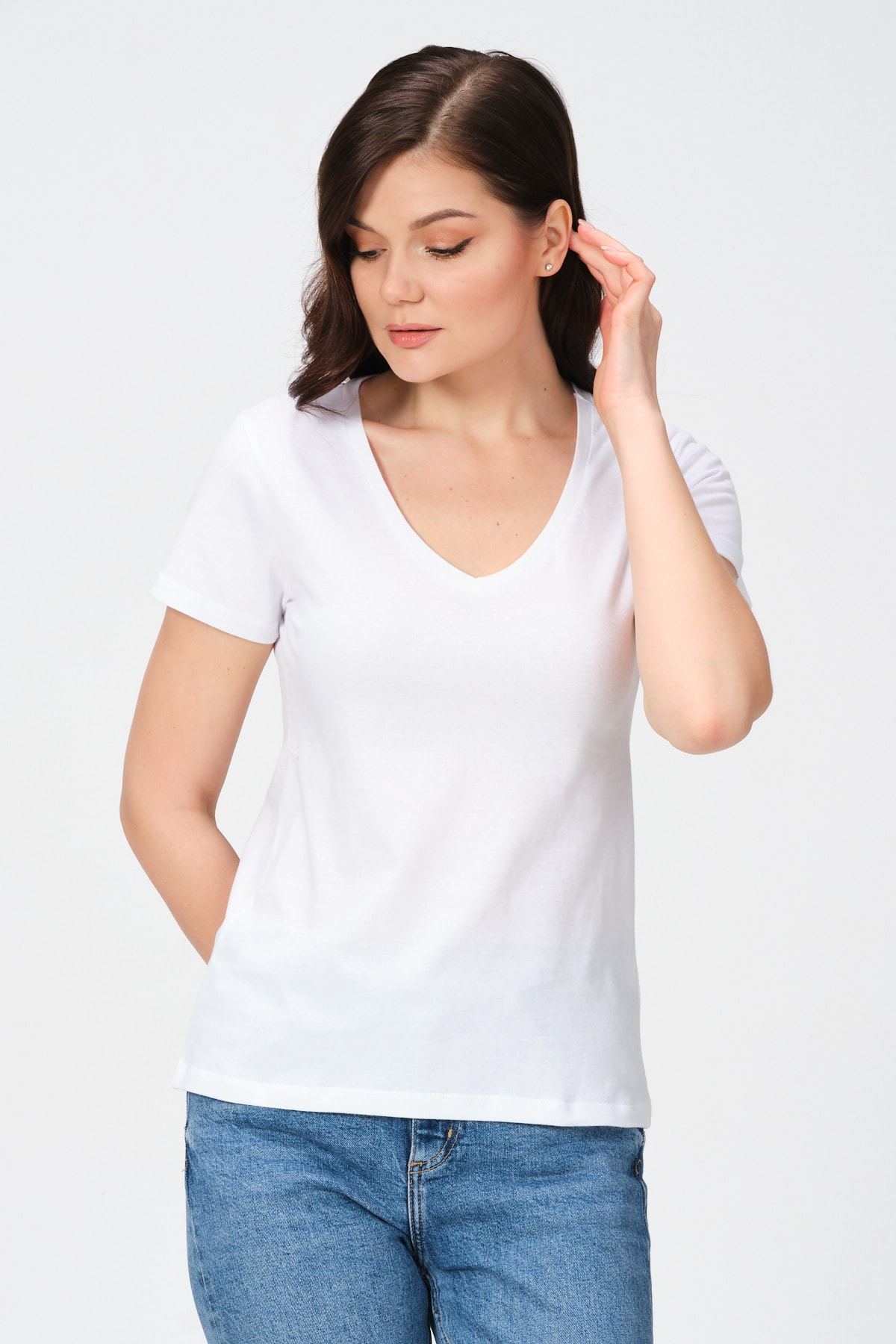 Kadın Beyaz V Yaka Pamuk Tam Boy Basıc T-shirt