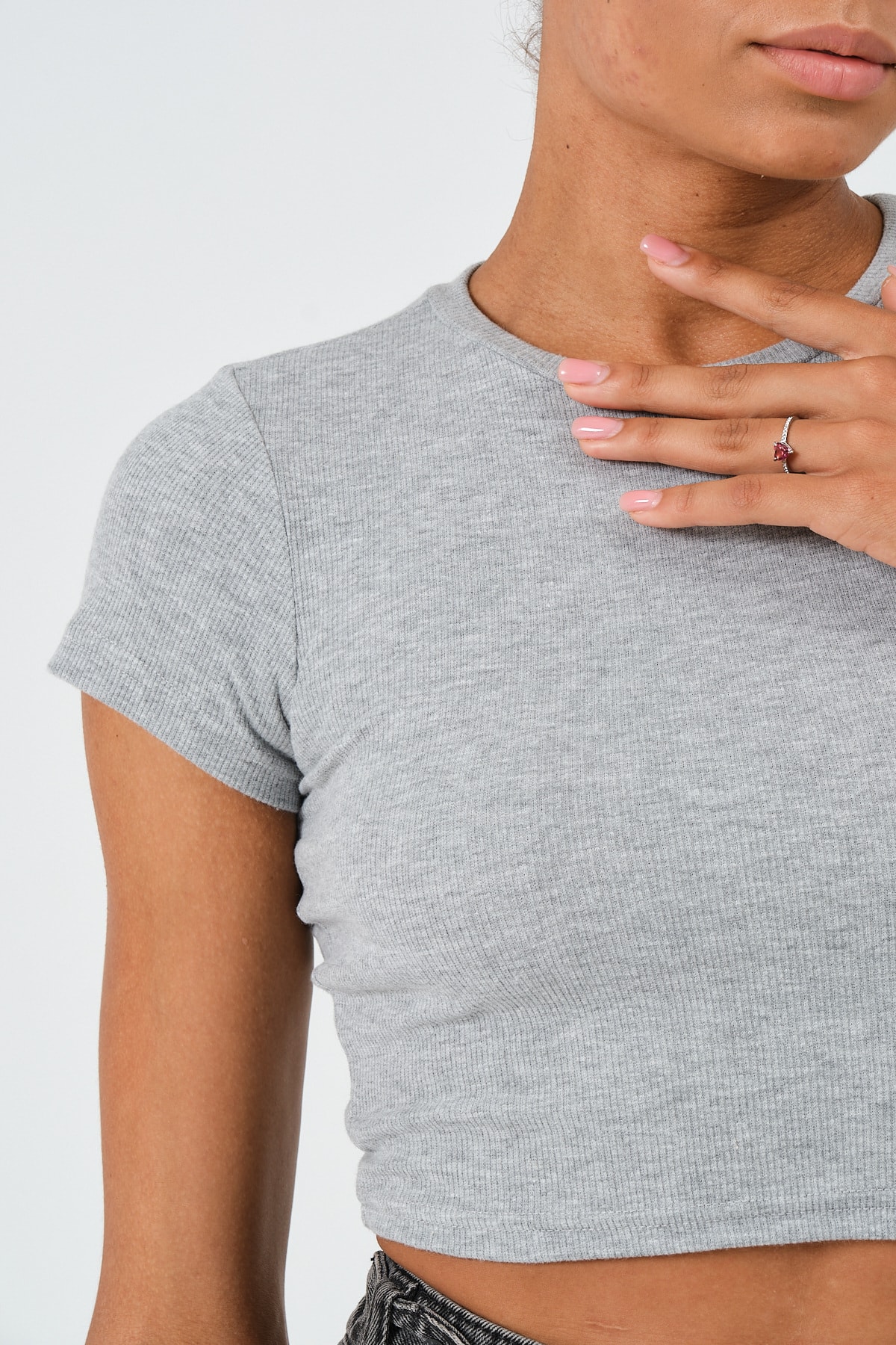 Kadın Bej Bisiklet Yaka Kısa Kollu Crop Basic Bluz