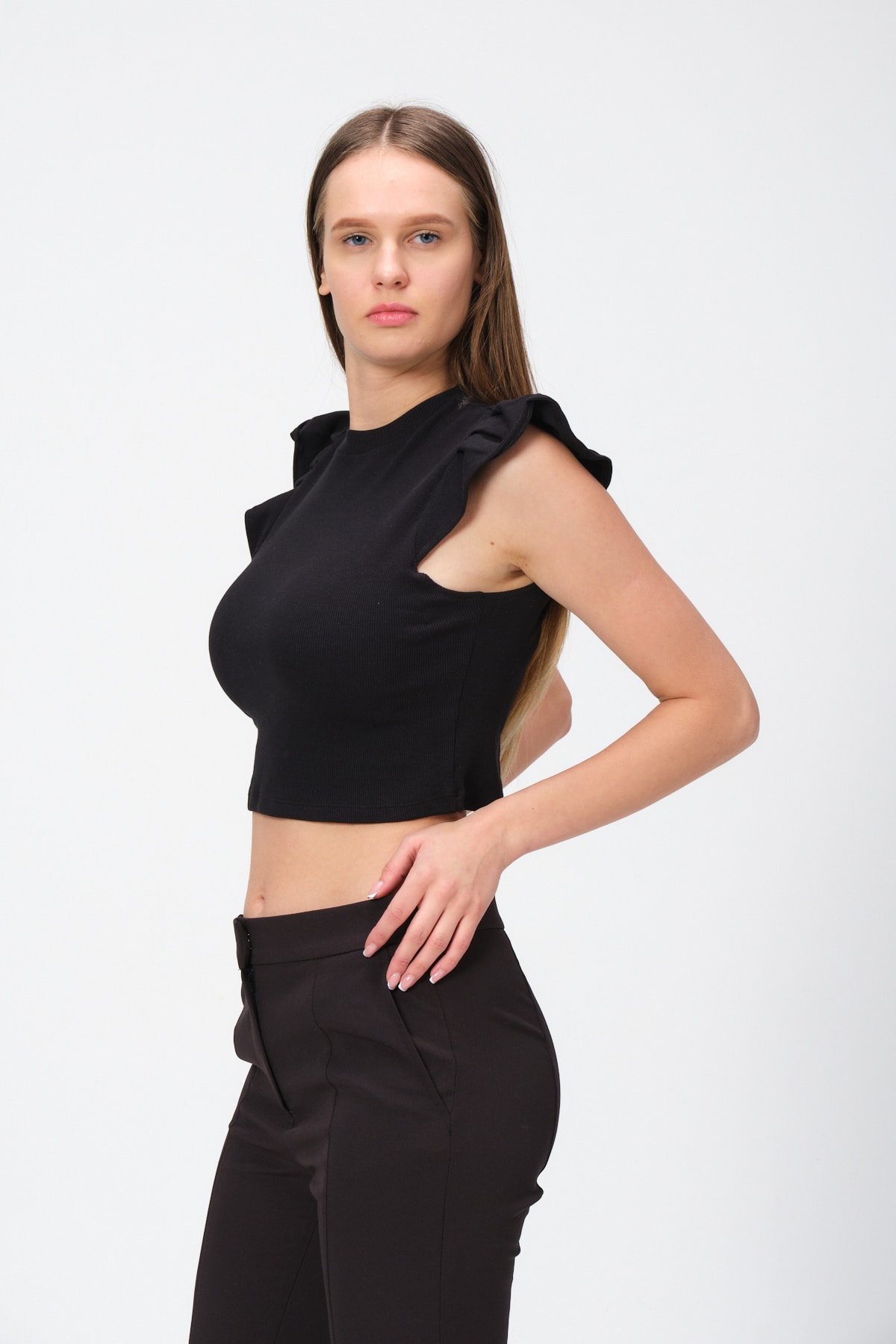 Kadın Beyaz Kolu Fırfırlı Örme Bluz