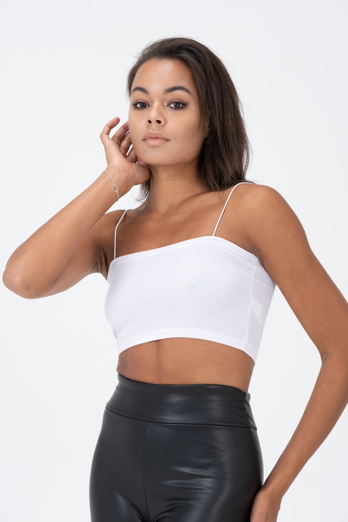 Kadın Beyaz Ip Askılı Straplez Büstiyer