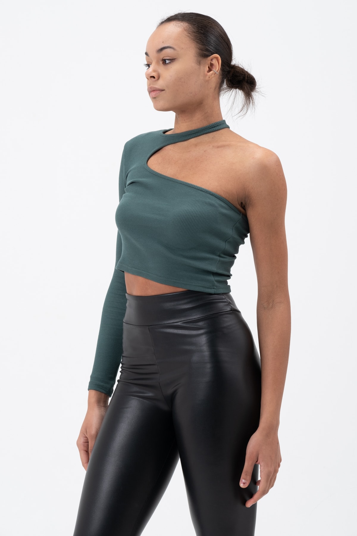 Kadın Petrol Yeşili Dekolte Tek Kollu Bluz