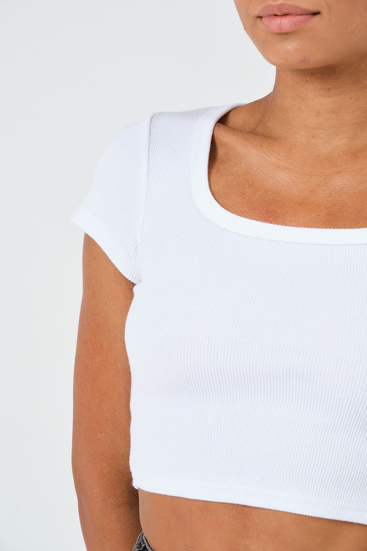 Kadın Sax Mavi U Yaka Kısa Kollu Crop Bluz