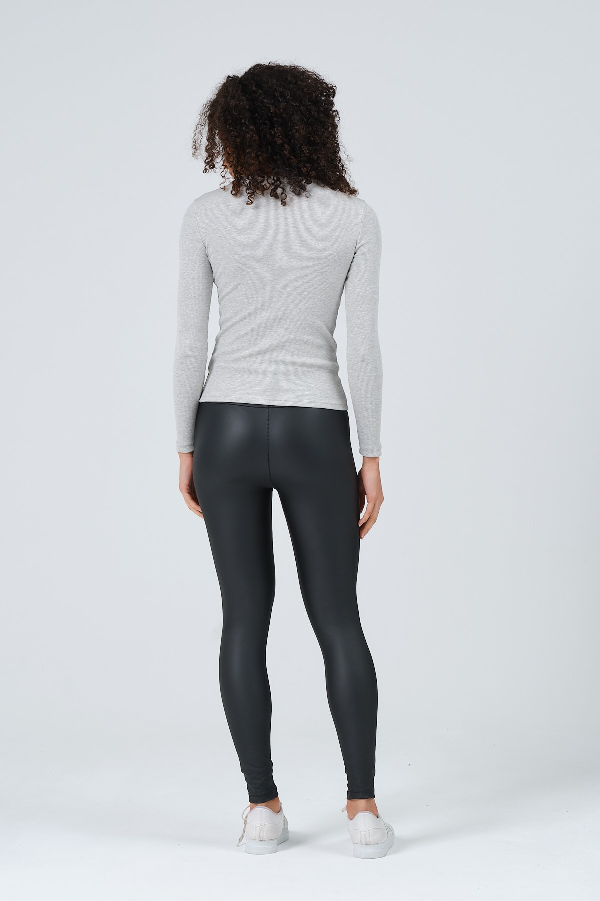 Kadın Gri Uzun Kollu Bisiklet Yaka Tam Boy Örme Bluz