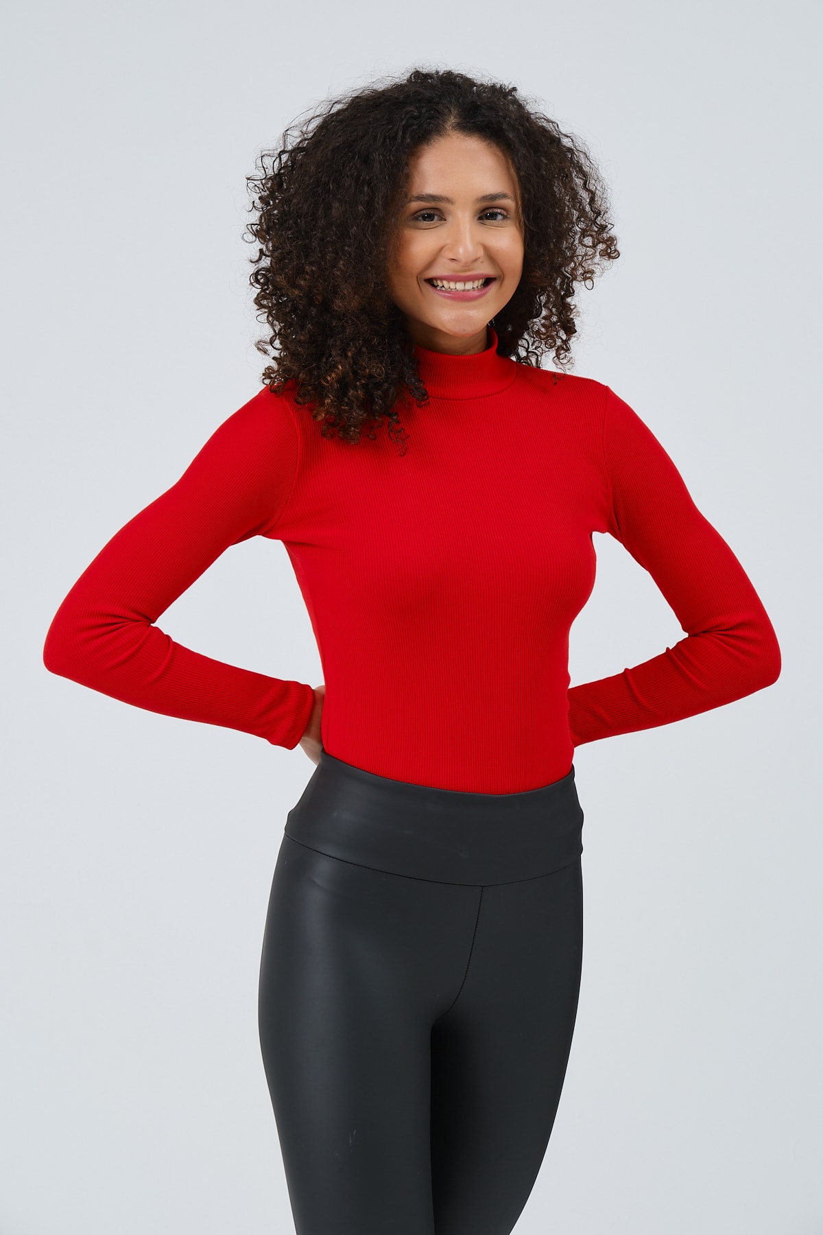 Kadın Beyaz Yarım Balıkçı Fitilli Tam Boy Örme Bluz