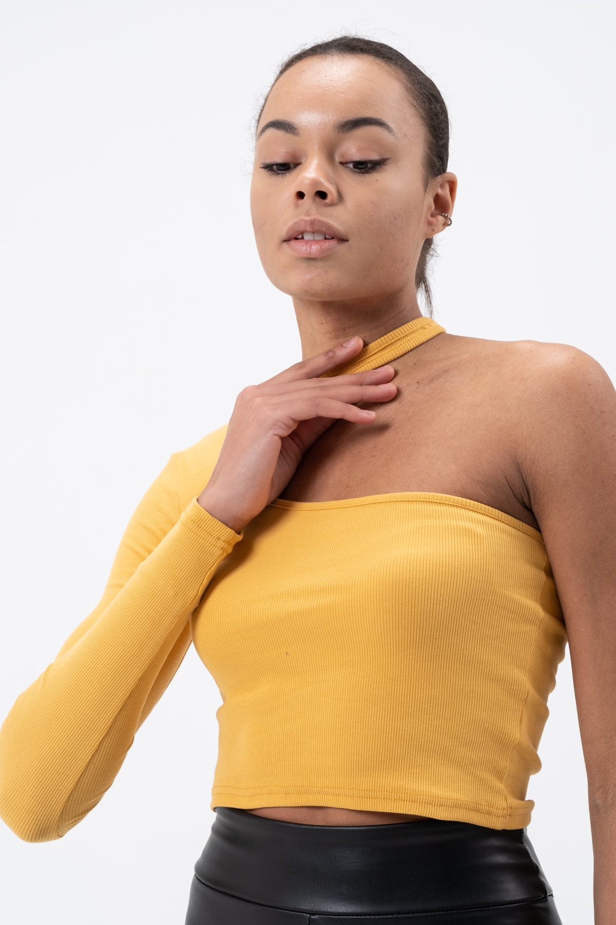 Kadın Petrol Yeşili Dekolte Tek Kollu Bluz