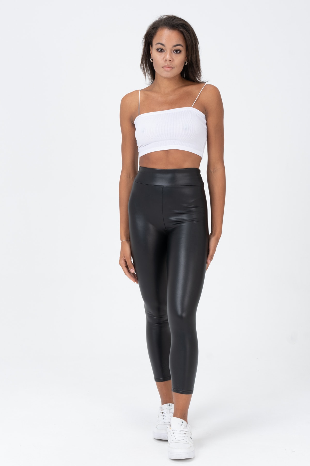 Kadın Beyaz Ip Askılı Straplez Büstiyer