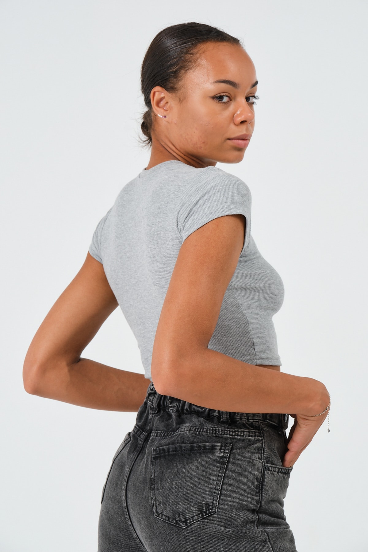 Kadın Bej Bisiklet Yaka Kısa Kollu Crop Basic Bluz