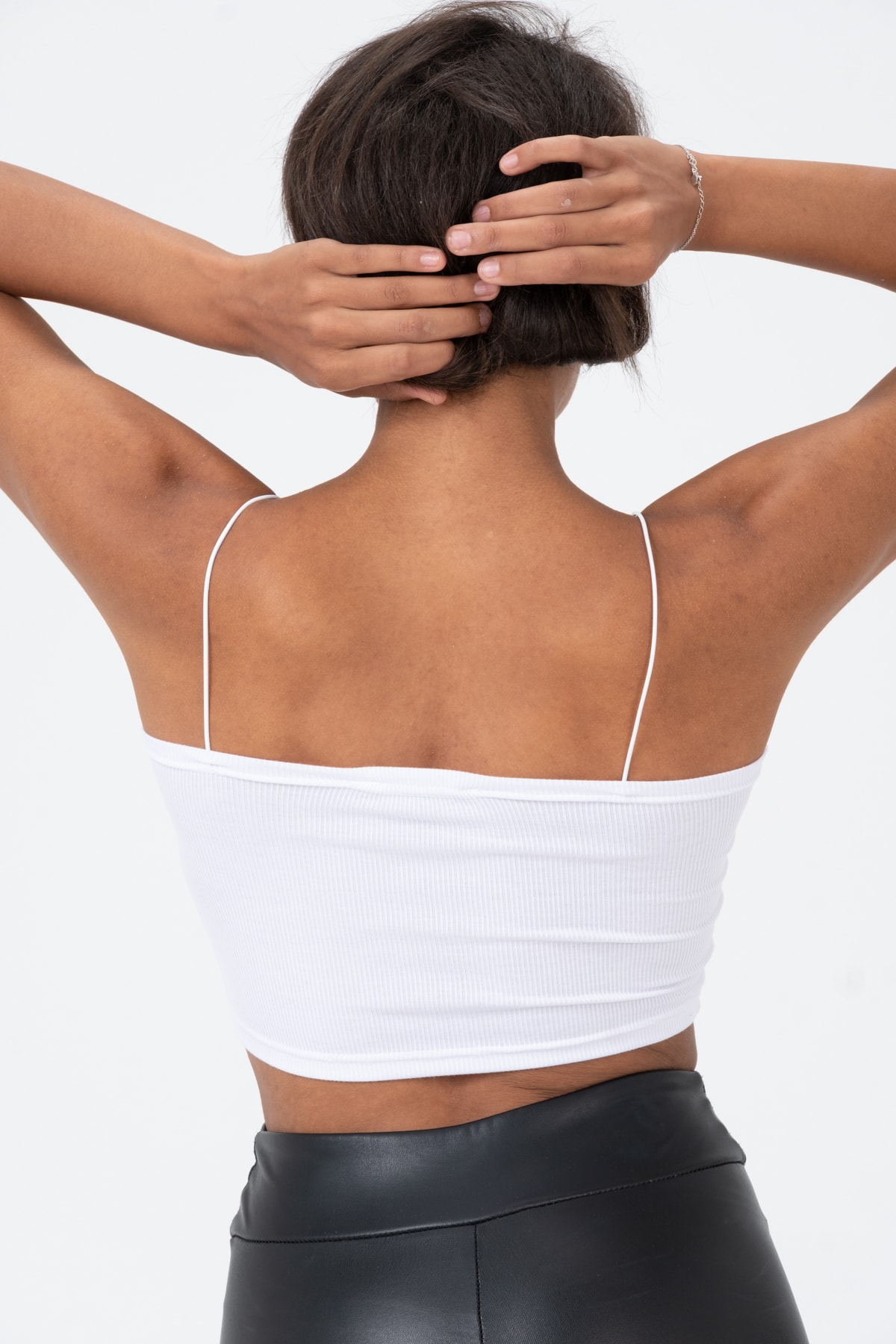 Kadın Beyaz Ip Askılı Straplez Büstiyer