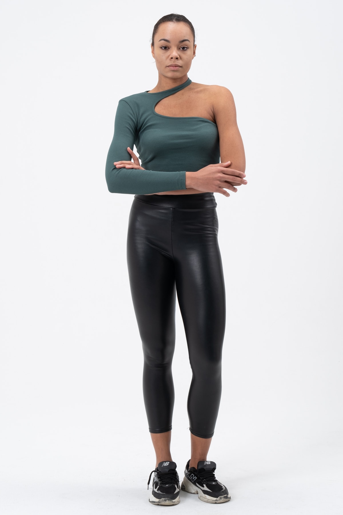 Kadın Petrol Yeşili Dekolte Tek Kollu Bluz